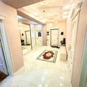 In Baku 125.0 m² apartment is for sale - Image 8