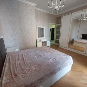 In Baku 70.0 m² apartment is for rent - Image 4