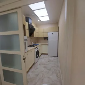 In Baku 70.0 m² apartment is for rent - Image 8