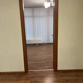 In Xətai rayonu 220.0 m² office is for rent - Image 2