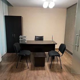 In Xətai rayonu 220.0 m² office is for rent - Image 3