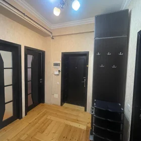In Khirdalan 85.0 m² apartment is for rent - Image 3