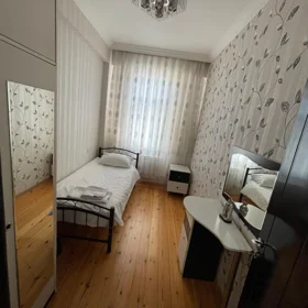 In Khirdalan 85.0 m² apartment is for rent - Image 6