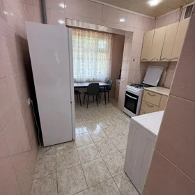 In Baku 80.0 m² apartment is for rent - Image 2