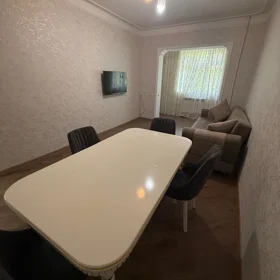 In Baku 80.0 m² apartment is for rent - Image 3
