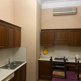 In Baku 100.0 m² apartment is for rent - Image 5