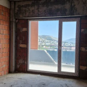 In Baku 72.0 m² apartment is for sale - Image 10