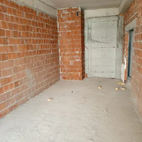 In Baku 90.0 m² apartment is for sale - Image 5