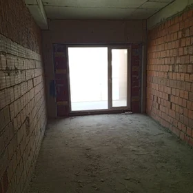 In Baku 90.0 m² apartment is for sale - Image 8