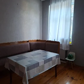 In Xəzər rayonu 240.0 m² house with 8.0 rooms is for sale - Image 2