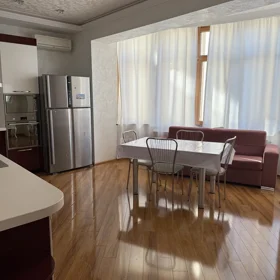 In Baku 114.0 m² apartment is for rent - Image 6