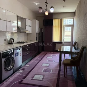 In Baku 145.0 m² apartment is for rent - Image 2