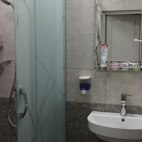 In Baku 60.0 m² apartment is for sale - Image 4