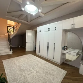 In Baku 290.0 m² house with 7.0 rooms is for sale - Image 6