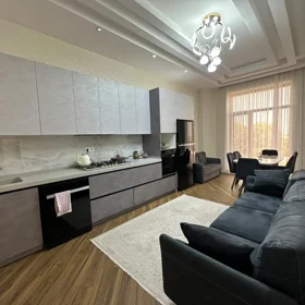 In Baku 290.0 m² house with 7.0 rooms is for sale - Image 7