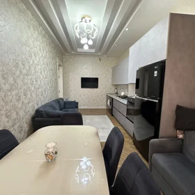 In Baku 290.0 m² house with 7.0 rooms is for sale - Image 8