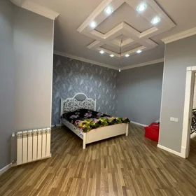 In Baku 290.0 m² house with 7.0 rooms is for sale - Image 9