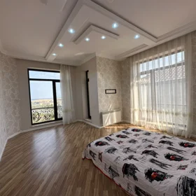 In Baku 290.0 m² house with 7.0 rooms is for sale - Image 10