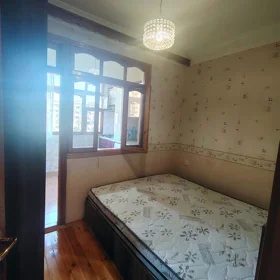 In Baku 65.0 m² apartment is for rent - Image 10