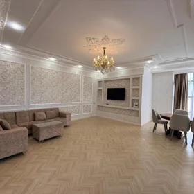 In Baku 136.0 m² apartment is for sale - Image 5