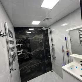 In Baku nan m² apartment is for sale - Image 3