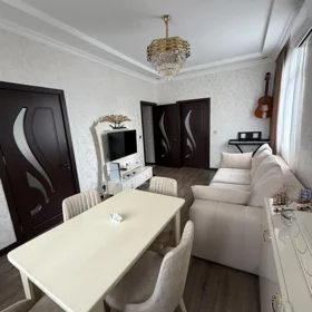 In Baku nan m² apartment is for sale - Image 5