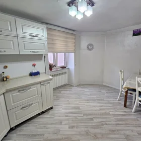In Baku 100.0 m² apartment is for rent - Image 10