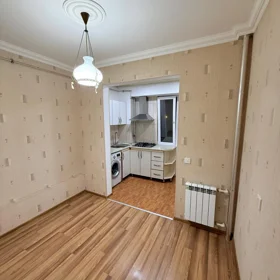 In Baku 60.0 m² apartment is for rent - Image 9