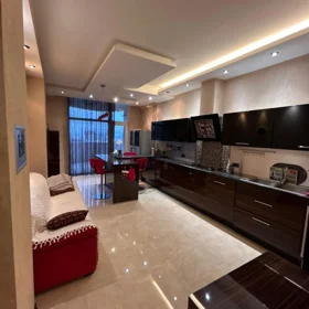 In Baku 179.0 m² apartment is for rent - Image 2