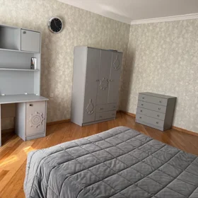 In Xəzər rayonu 600.0 m² house with 9.0 rooms is for sale - Image 2
