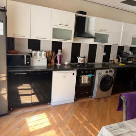 In Xəzər rayonu 600.0 m² house with 9.0 rooms is for sale - Image 6