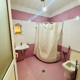 In Səbail rayonu 65.0 m² house with 2.0 rooms is for rent - Image 6