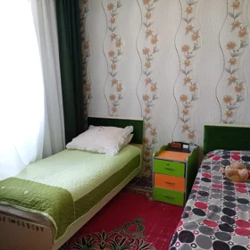 In nan 100.0 m² house with 4.0 rooms is for sale - Image 3