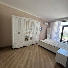In Baku 100.0 m² apartment is for rent - Image 4