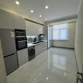 In Baku 100.0 m² apartment is for rent - Image 6