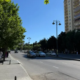 In Baku 140.0 m² apartment is for sale - Image 9