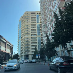 In Səbail rayonu 150.0 m² apartment is for sale - Image 8