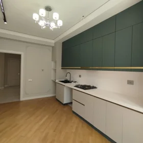 In Baku 110.0 m² apartment is for sale - Image 5
