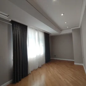 In Baku 110.0 m² apartment is for sale - Image 9