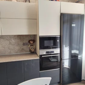 In Baku 130.0 m² apartment is for rent - Image 10
