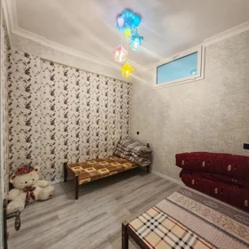In Khirdalan 80.0 m² apartment is for rent - Image 10