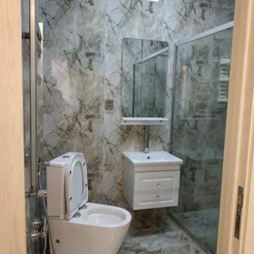 In Baku 97.0 m² apartment is for sale - Image 2