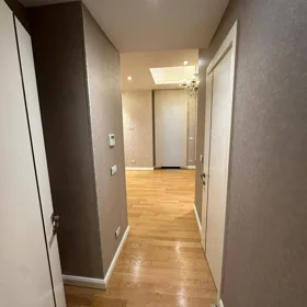 In Baku 300.0 m² apartment is for rent - Image 7