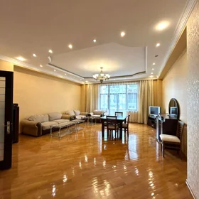 In Səbail rayonu 180.0 m² apartment is for rent - Image 4