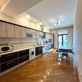 In Səbail rayonu 180.0 m² apartment is for rent - Image 7