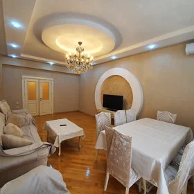 In Baku 135.0 m² apartment is for rent - Image 3