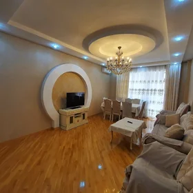 In Baku 135.0 m² apartment is for rent - Image 4