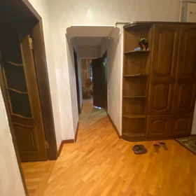 In Baku 90.0 m² apartment is for sale - Image 4
