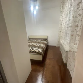 In Baku 80.0 m² house with 3.0 rooms is for rent - Image 2