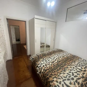 In Baku 80.0 m² house with 3.0 rooms is for rent - Image 7